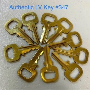 💯 Auth LV Spare Key #347